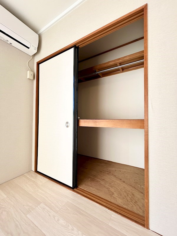 収納　部屋参照
