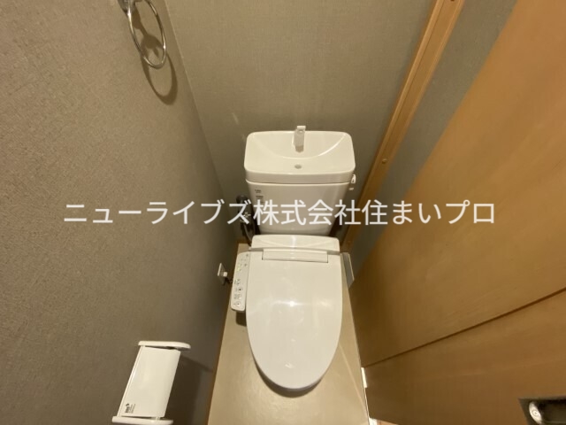 ウエスト高柳マンションのトイレ写真