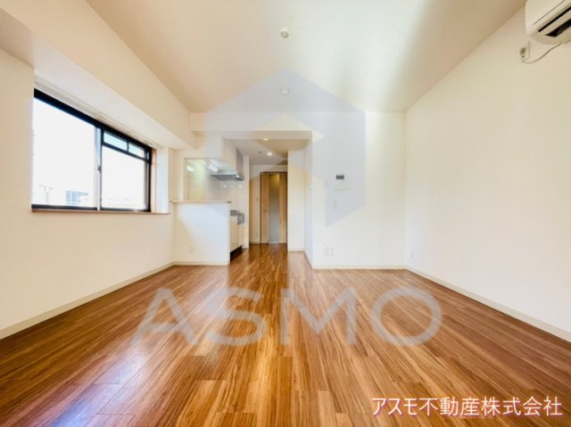 居室・リビング　同マンション別部屋　参考写真