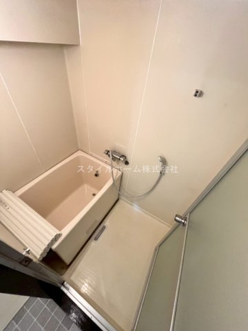バス・シャワールーム　別部屋写真です。