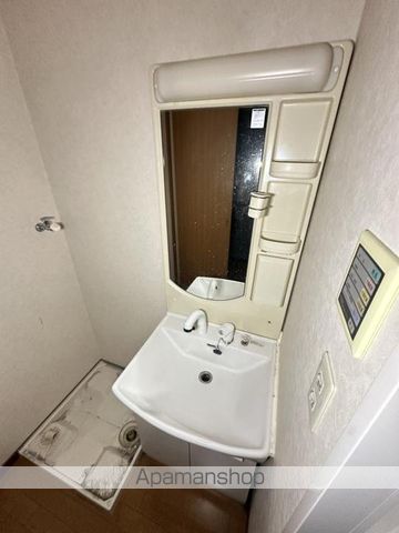 地下鉄谷町線 南森町駅 徒歩9分 9階建 築24年の内装写真