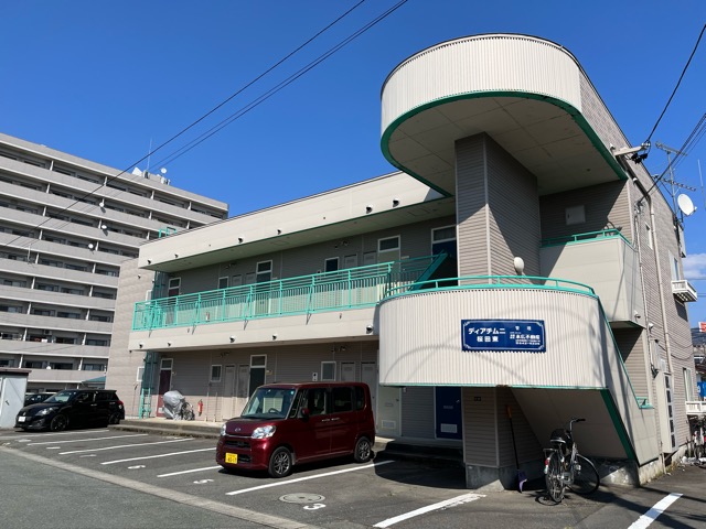 ディアチムニ桜田東の建物外観