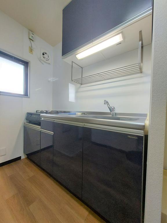 キッチン　別の部屋の写真使用