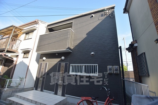 神戸市垂水区野田通のアパートの建物外観
