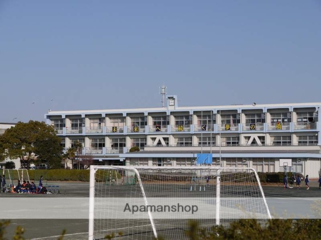 中学校　甚目寺中学校（中学校）まで582m