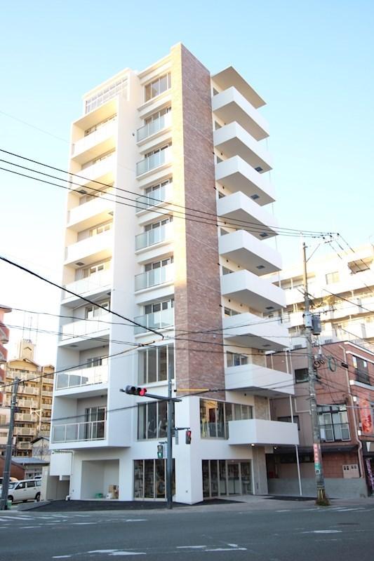 熊本市中央区新町のマンションの建物外観