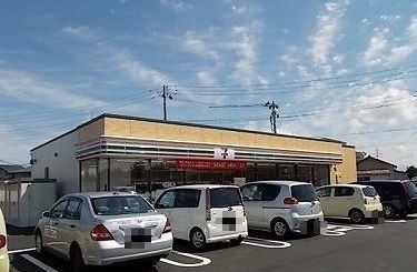 【新潟市北区すみれ野のアパートのコンビニ】