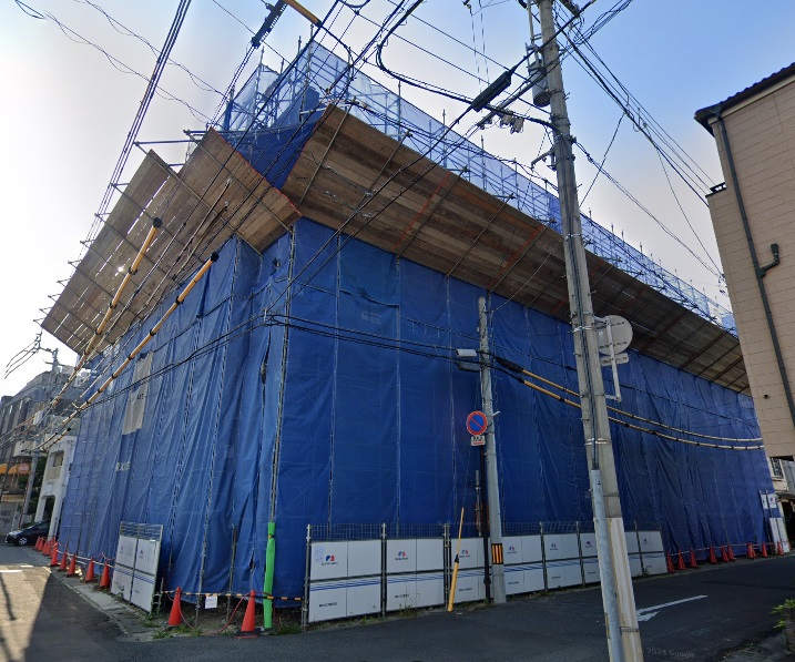 【徳島市西新町のマンションの建物外観】