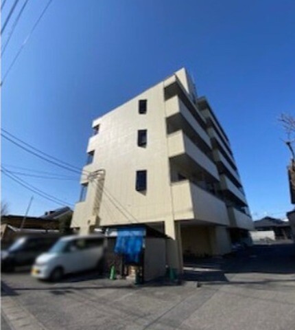 太田市鳥山上町のマンションの建物外観