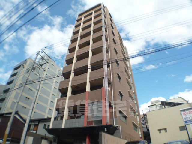 京都市中京区神明町のマンションの建物外観