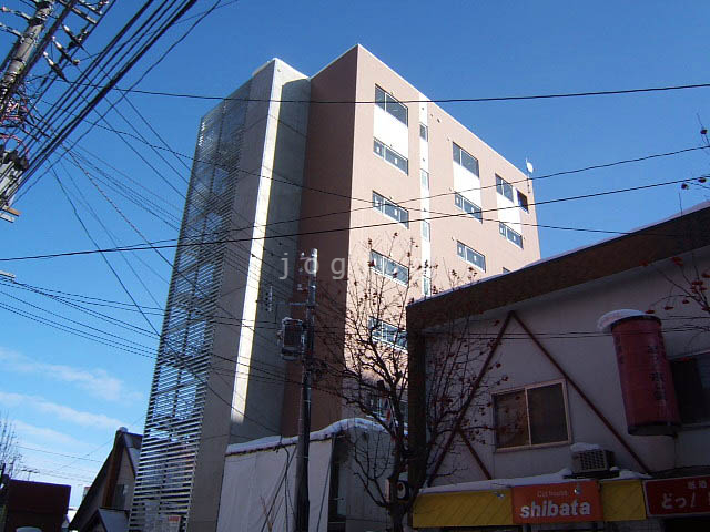 札幌市白石区平和通のマンションの建物外観