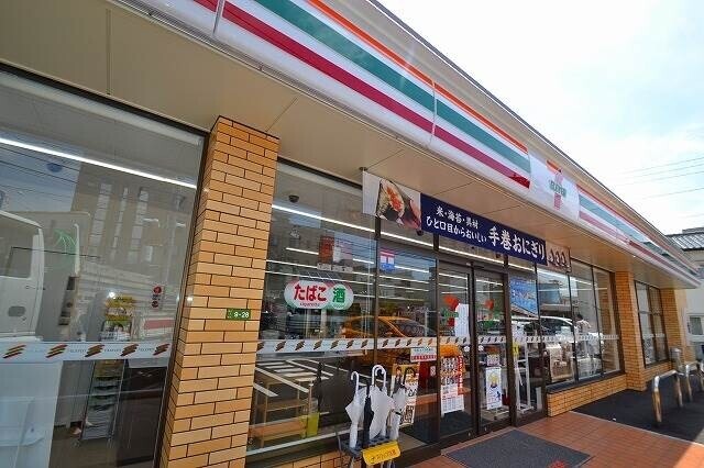 【広島市安佐南区西原のマンションのコンビニ】