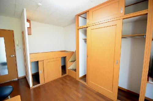 収納　実際のお部屋と異なる場合がございます。