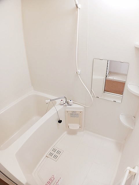 バス・シャワールーム　きれいなお風呂です♪