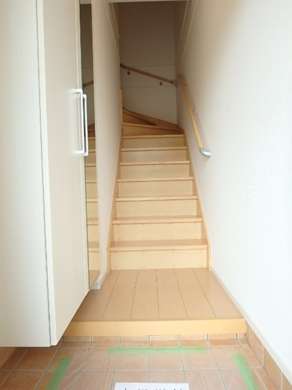 玄関　図面と現状に相違がある場合には現状を優先