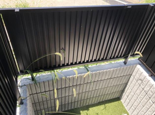 バルコニー　専用庭