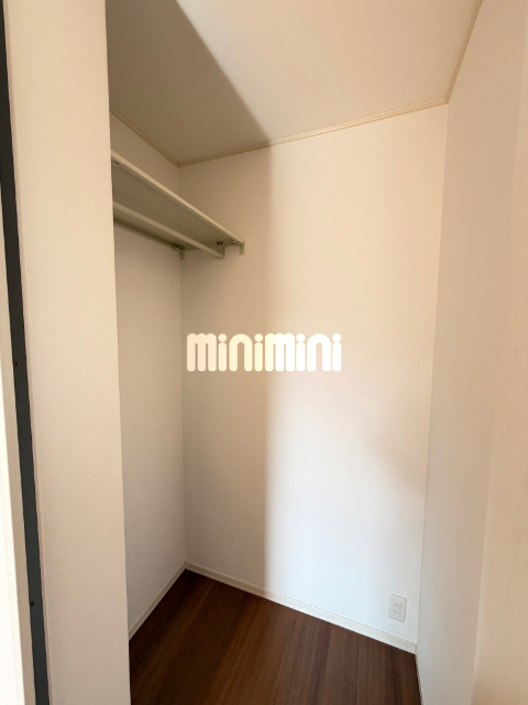 収納　ウォークインクローゼット