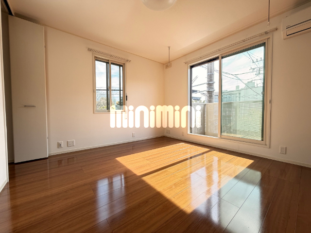 居室・リビング　７．８帖洋室