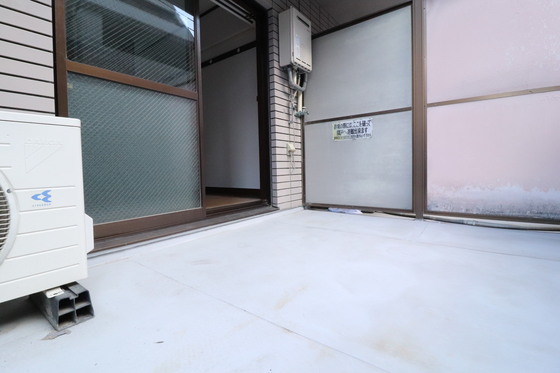 バルコニー　※別号室の間取りです。