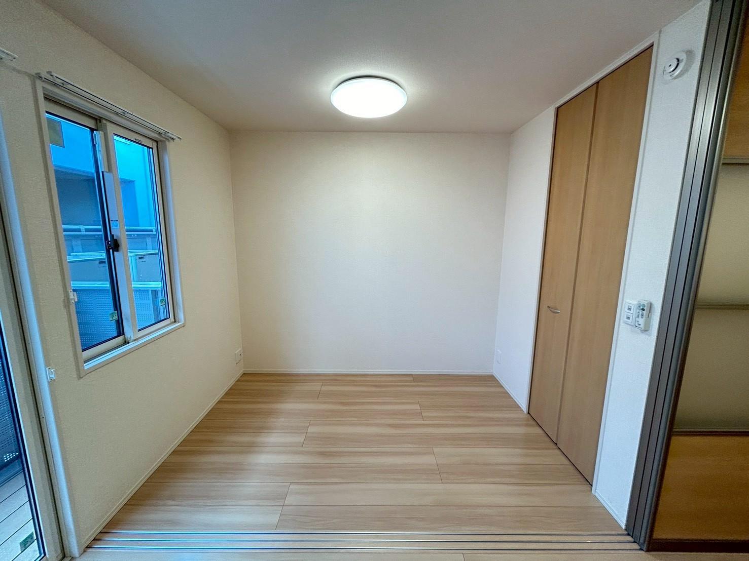 居室・リビング　洋室