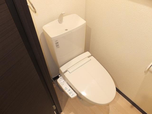 レオネクストヴェンセルの玄関写真