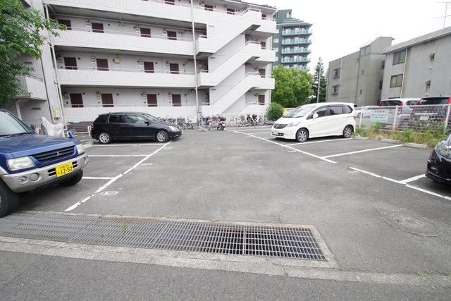 駐車場　★敷地内駐車場です★