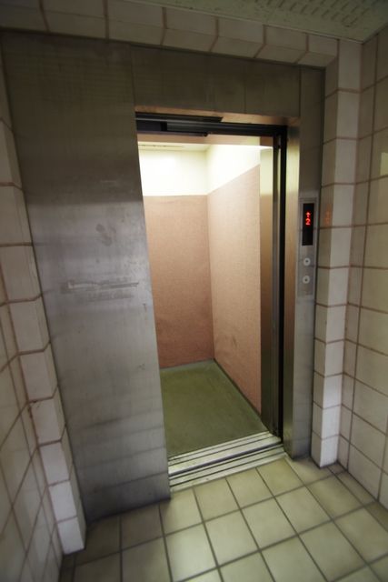 その他　★高層階でも安心のエレベーター★