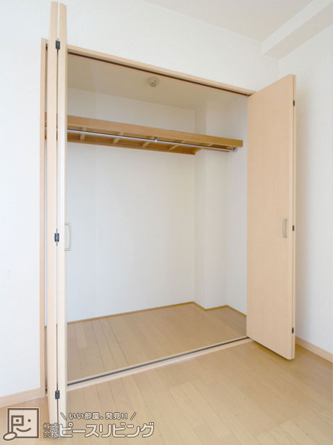 収納　※同間取りの別室写真になります。
