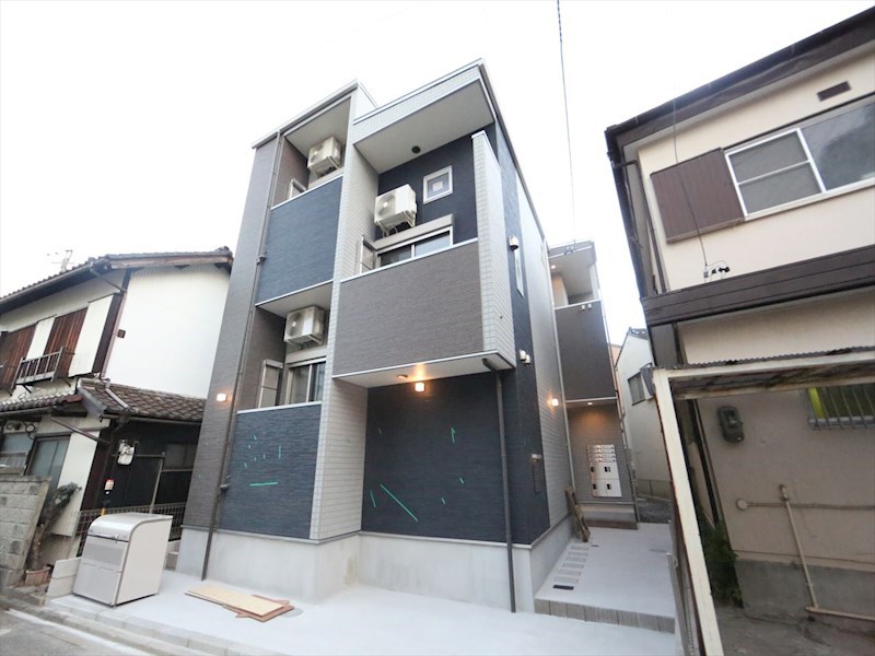 建物外観　外観　宅配ＢＯＸ有り　デザイナーズ