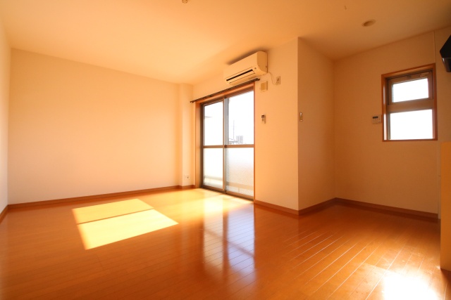 居室・リビング　※別号室の参考写真です