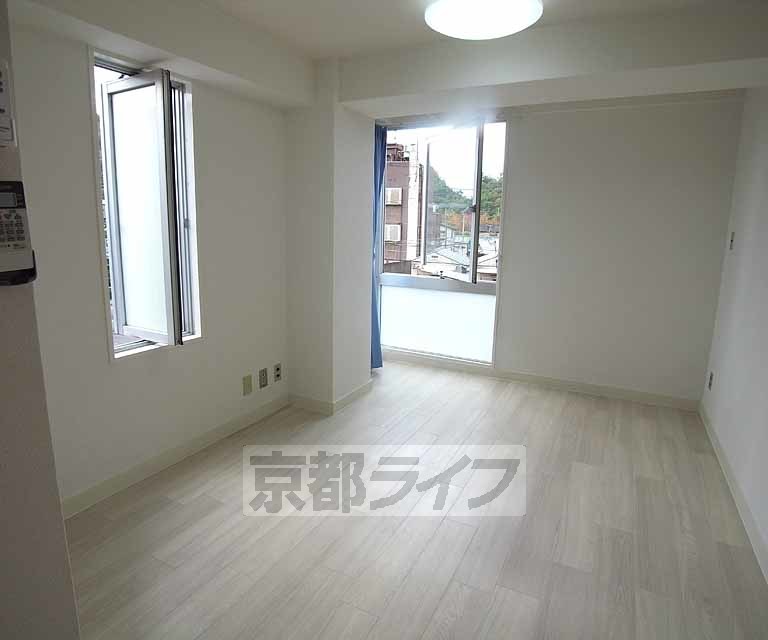 居室・リビング　お部屋です