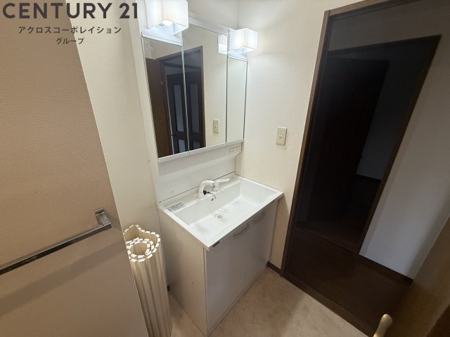 洗面設備　独立洗面化粧台付きでおすすめです！