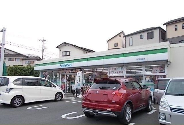 コンビニ　ファミリーマート荻窪店（コンビニ）まで100m