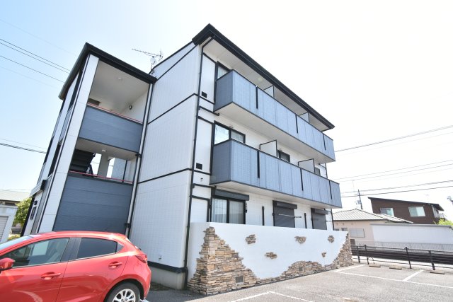 建物外観　サンパレスB