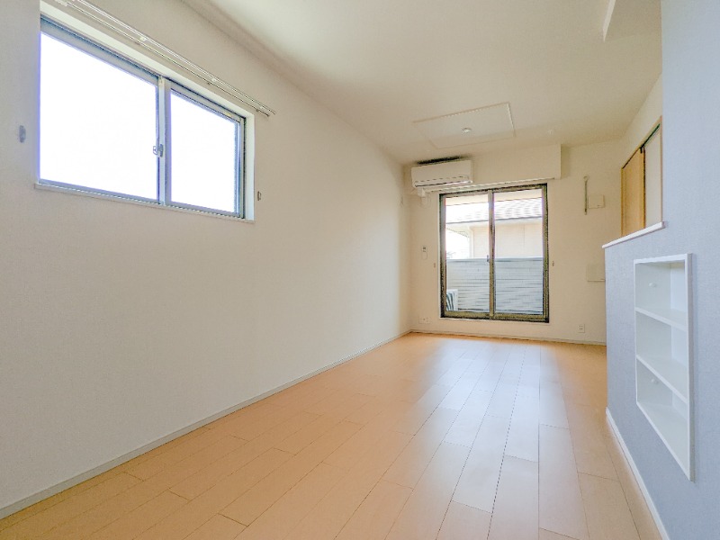 居室・リビング　図面と現状に相違がある場合には現状を優先