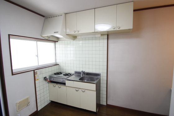 キッチン　※別部屋の写真です