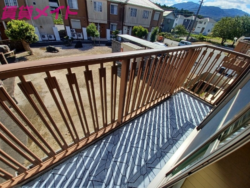 バルコニー　同物件、別部屋写真