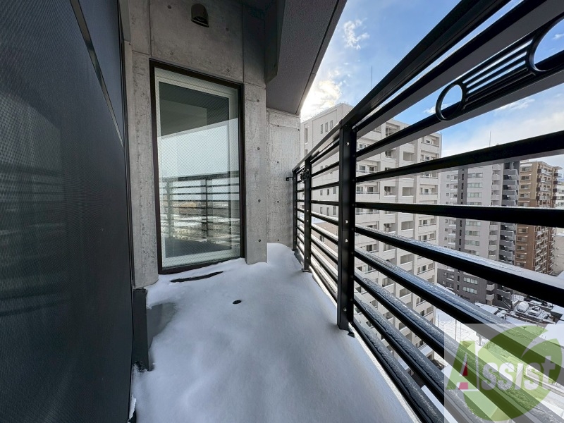 バルコニー　バルコニーです。洗濯物を干したり一息ついたりできますね！