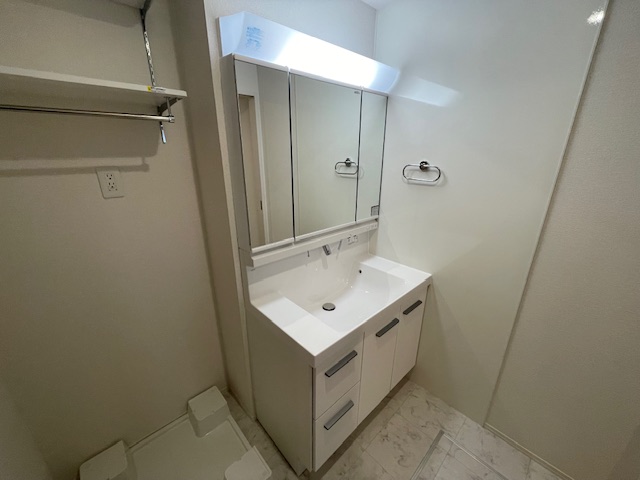 洗面設備　※同施工会社のイメージ写真※