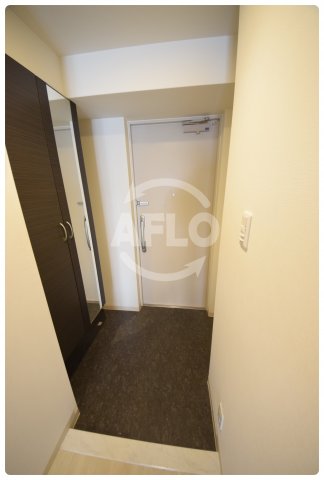 玄関　アベニール四天王寺　玄関