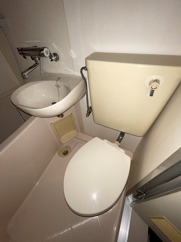 トイレ　別部屋参考