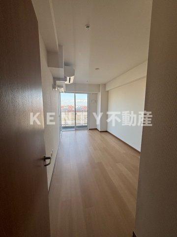 その他部屋・スペース　開放的な寝室です