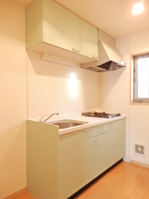 キッチン　窓があるキッチン※別室参考写真