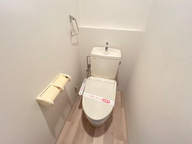 トイレ　シャワー付トイレ