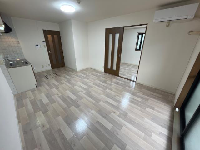 居室・リビング　リビング