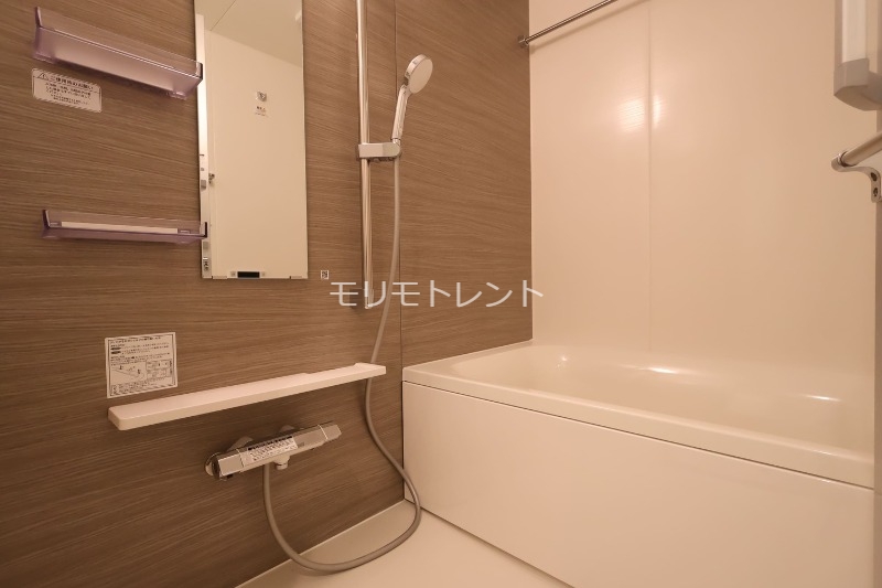 バス・シャワールーム　室内写真