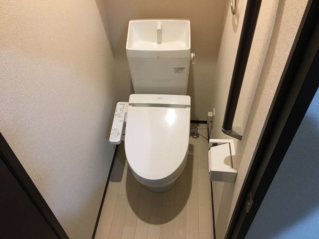 クレイノ元三如如のトイレ写真