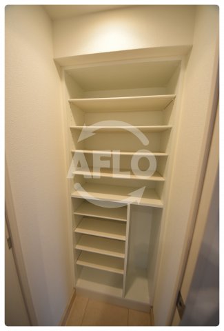 収納　セイワパレス夕陽丘　シューズボックス