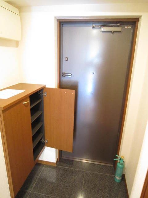 玄関　シューズボックス