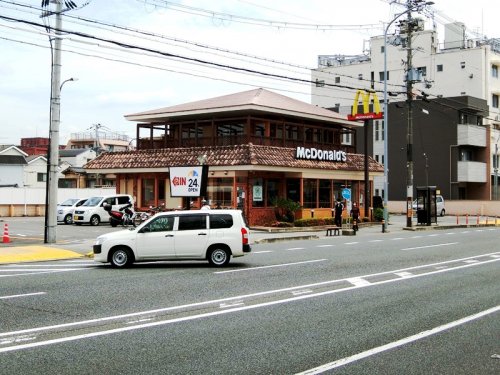 飲食店　マクドナルド 竹田街道店（飲食店）まで262m